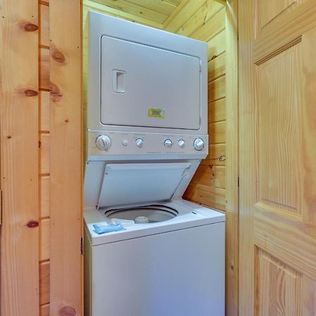 Smoky Mountain Vacation Rental Cabin With Hot Tub! Gatlinburg Bagian luar foto