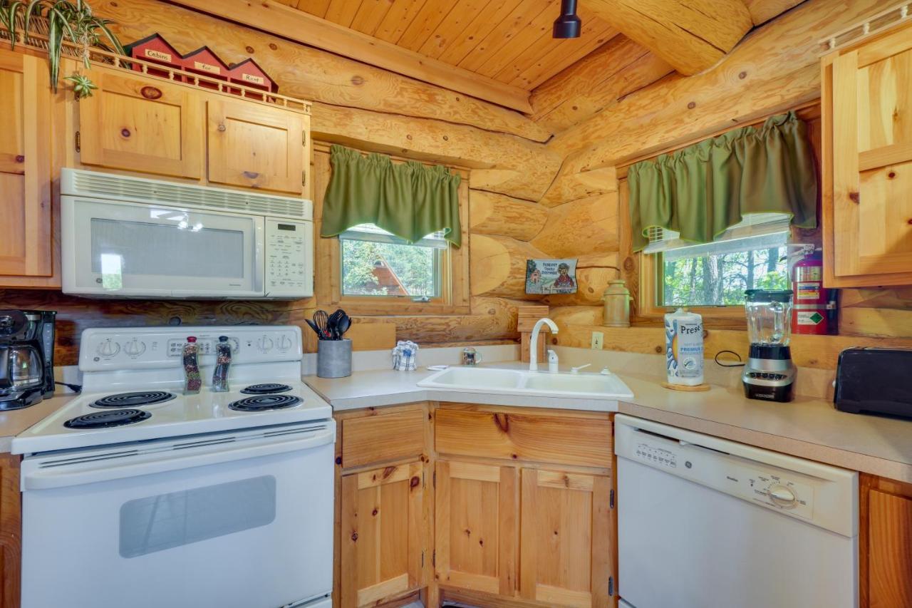 Smoky Mountain Vacation Rental Cabin With Hot Tub! Gatlinburg Bagian luar foto
