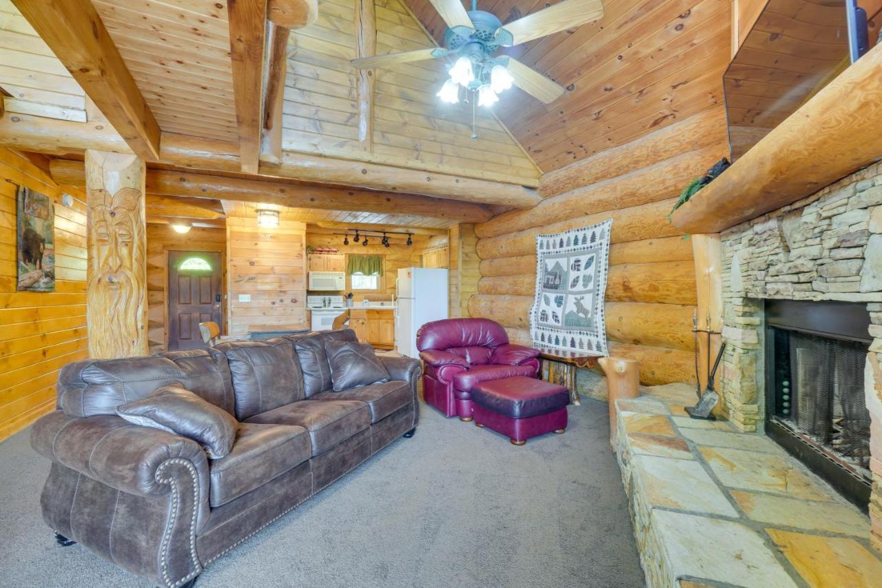 Smoky Mountain Vacation Rental Cabin With Hot Tub! Gatlinburg Bagian luar foto