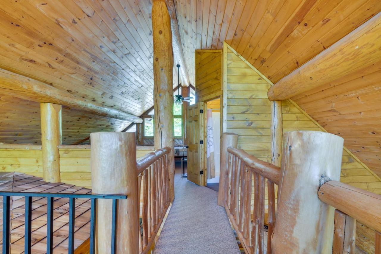 Smoky Mountain Vacation Rental Cabin With Hot Tub! Gatlinburg Bagian luar foto