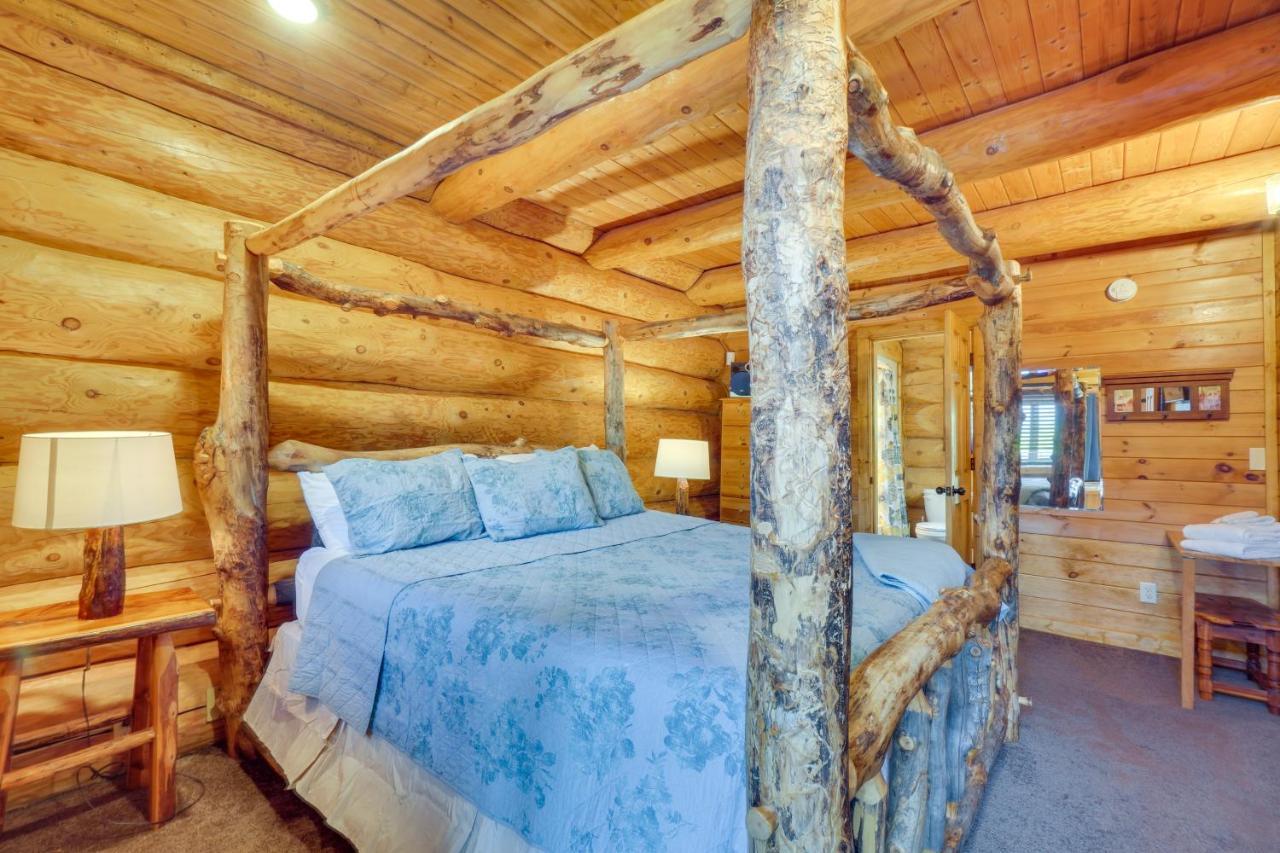 Smoky Mountain Vacation Rental Cabin With Hot Tub! Gatlinburg Bagian luar foto