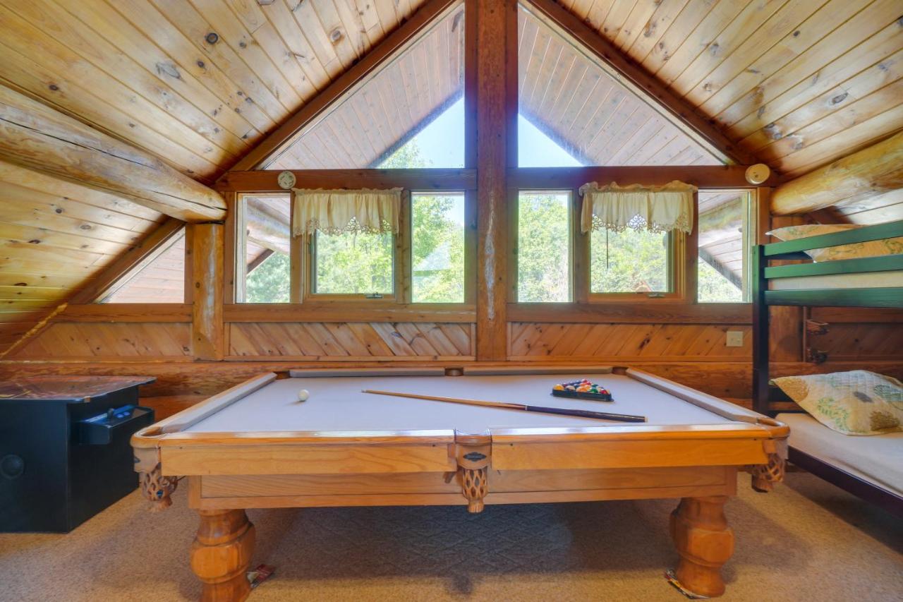 Smoky Mountain Vacation Rental Cabin With Hot Tub! Gatlinburg Bagian luar foto